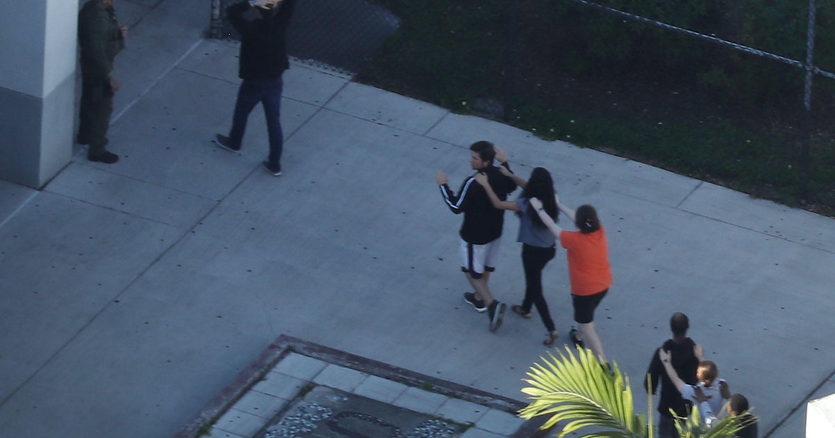 911 calls in Parkland shooting shed new light on emergency ...