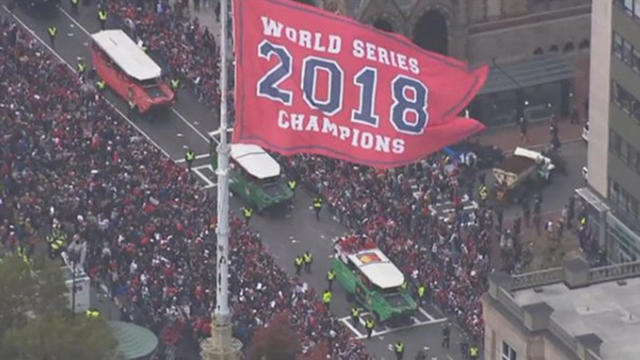 red-sox-flag-parade-world-series.jpg 