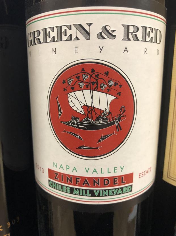 green and red wine 