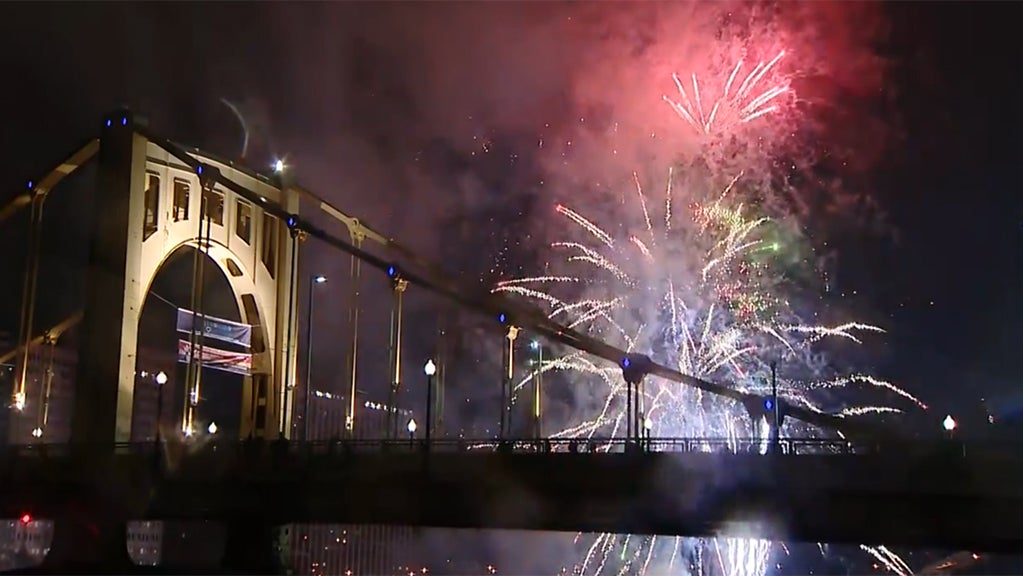 Schedule For 2021 Highmark Light Up Night Released - CBS Pittsburgh