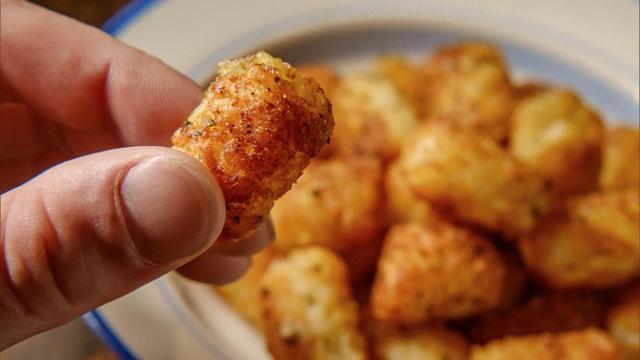 1118-sunmo-tatertots-1714749-640x360.jpg 