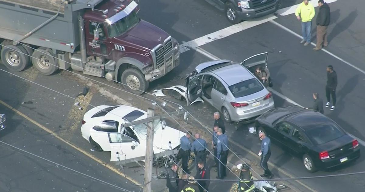 Multi Vehicle Crash Closes Portion Of Rockhill Drive In Bensalem Cbs Philadelphia 1767