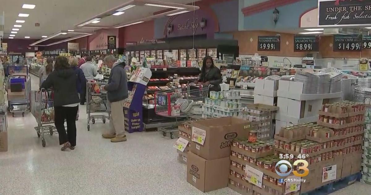 Grocery Stores Across Region Packed For Last-Minute Thanksgiving ...