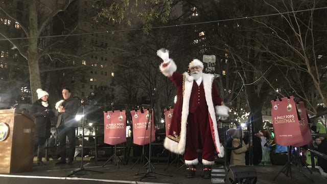 rittenhouse-square-tree-lighting-4.jpg 