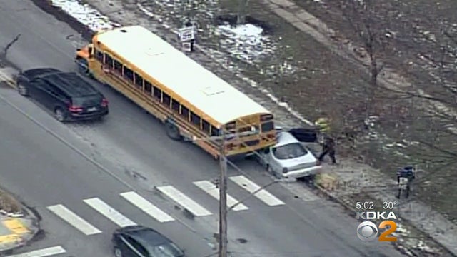 point-breeze-school-bus-crash-2.jpg 
