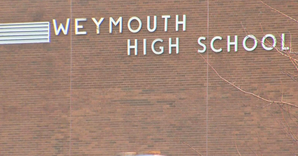 Weymouth High softball rallies for win