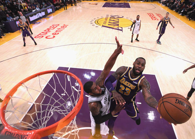 San Antonio Spurs v Los Angeles Lakers 