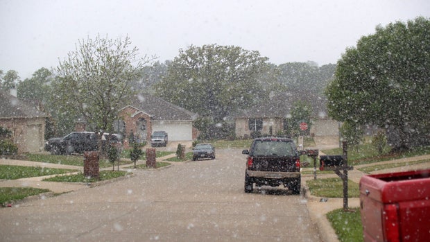 Snow In Mansfield Texas