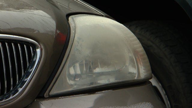 cloudy-headlight.jpg 