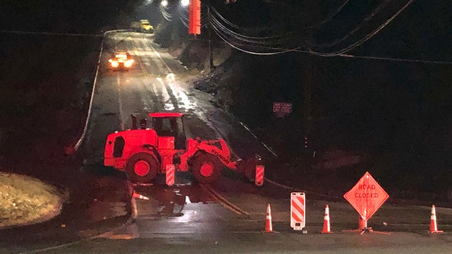 powers-run-road-closed.jpg 