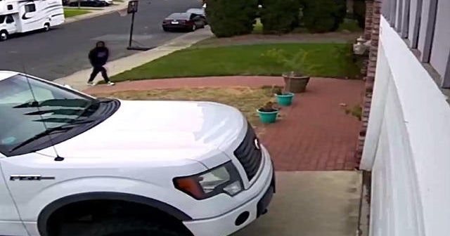 Engineer gets revenge on porch pirates with glitter bomb package CBS News