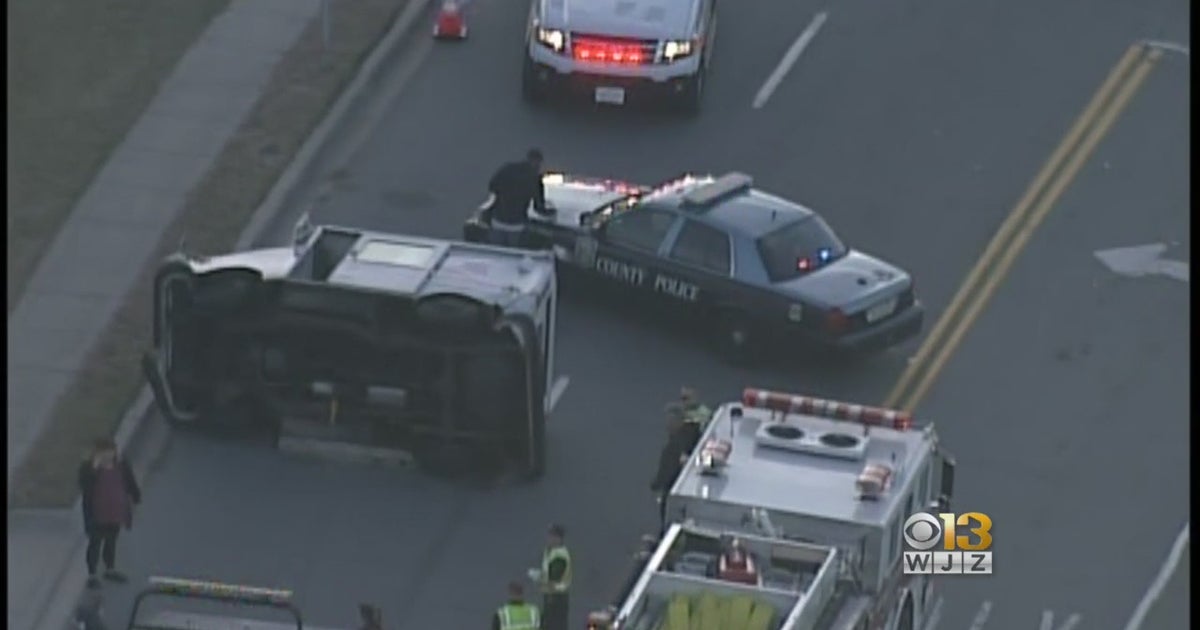 USPS Mail Truck Overturns After Crash With Firetruck In Severna Park ...