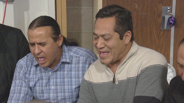 NATIVE AMERICAN CHRISTMAS 10PKG_frame_377