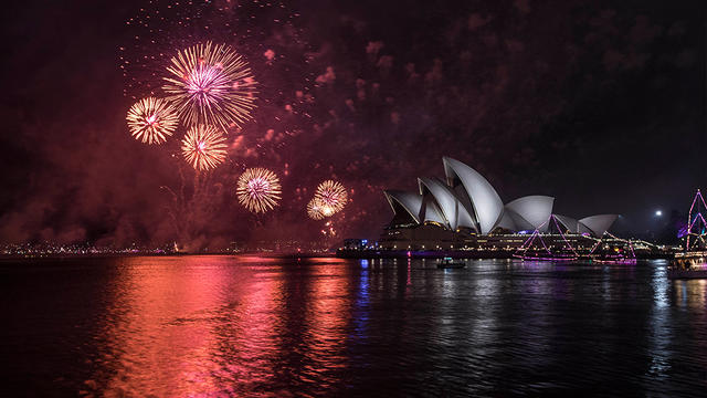 Sydney-Celebrates-New-Years-Eve-2018.jpg 