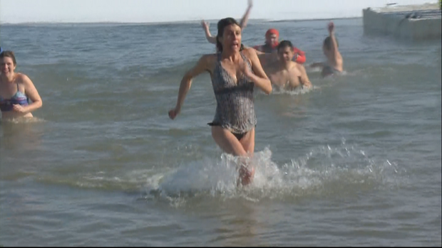 Bldr-Polar-Plunge_frame_15788.png 