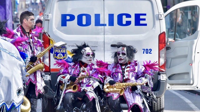 mummers-1.jpg 