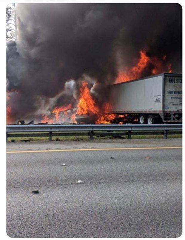 Crash on I-75 north of Gainesville 