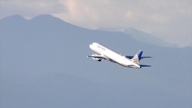 plane DIA denver international airport departure 