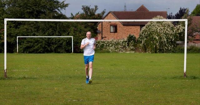 Going the distance: Blind runner Simon Wheatcroft