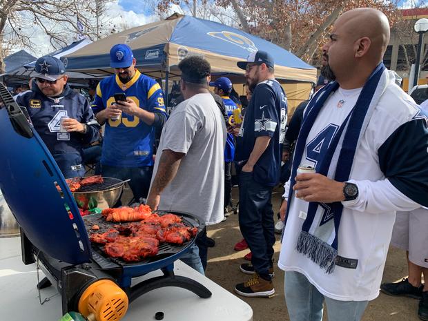 Cowboys vs Rams tailgaters 