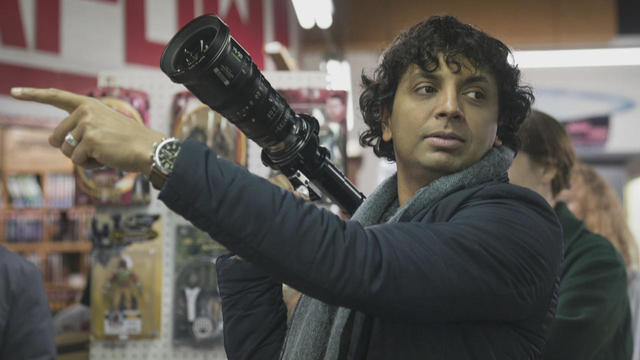 m-night-shyamalan-on-set-promo.jpg 