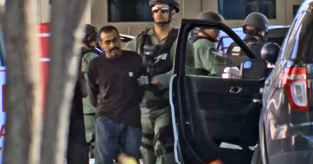 Novato Police Give Suspect Vape Pen to End 6-Hour Standoff Outside ...