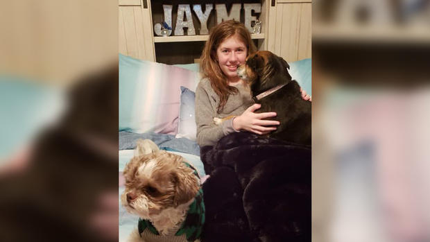 jayme closs and dogs 