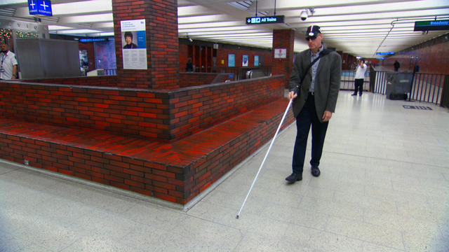 chris-in-subway-station.jpg 