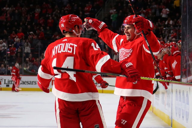 Los Angeles Kings v Detroit Red Wings 