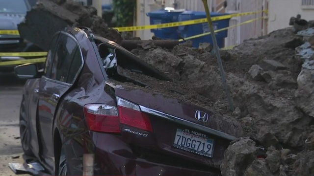 car-mudslide.png 