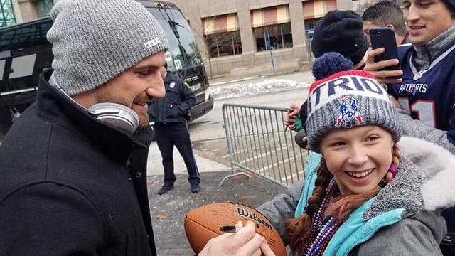 girlwithburkhead.jpg 