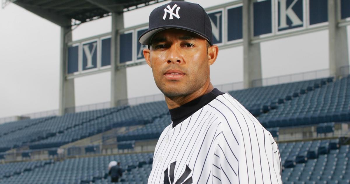 MARIANO RIVERA HAS HIS NUMBER RETIRED WITH ALL THE YANKEES LEGENDS 