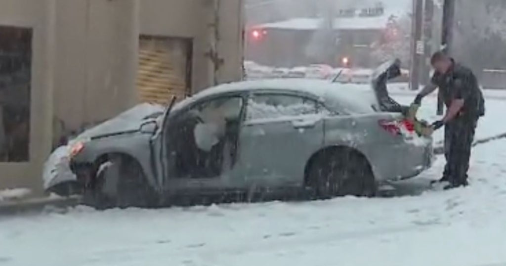 3 Juveniles Arrested After Vehicle Crashes Into Police Station - CBS ...