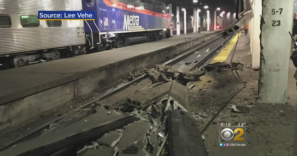 Rotten Beam Caused Union Station Ceiling Collapse: Metra - CBS Chicago