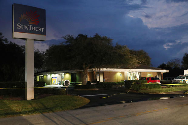 Five Killed After Gunman Opens Fire Inside A Florida Bank 