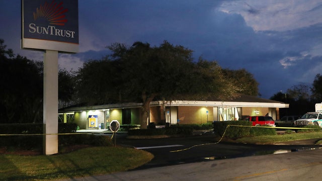Five Killed After Gunman Opens Fire Inside A Florida Bank 