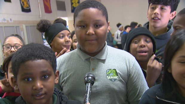 unauthorized biography 5pkg_frame_2839 