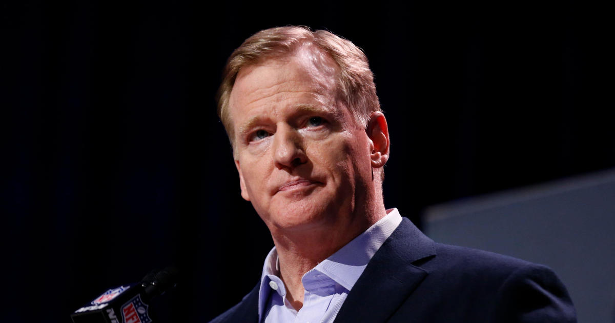 NFL commissioner Goodell encourages team to sign Kaepernick