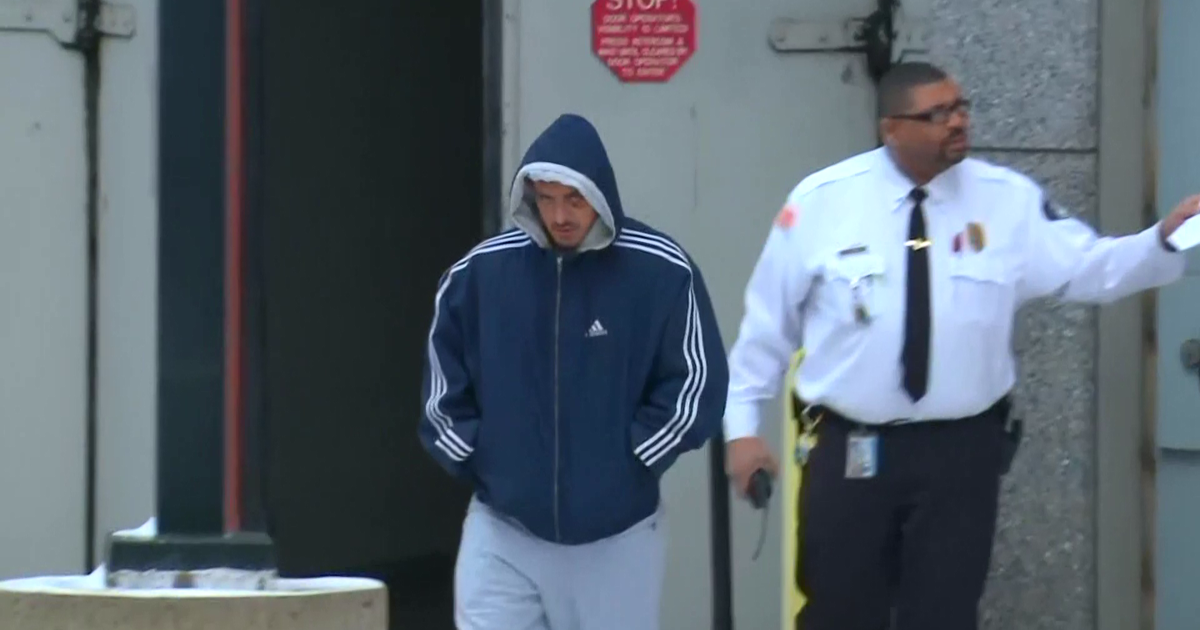 Russian roulette police shooting St. Louis officer Nathaniel Hendren(02)