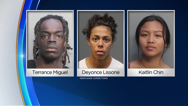 Teen Fight Near Ferguson Mugs 