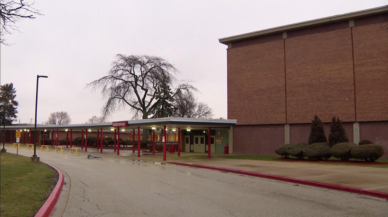 Proviso high school teachers set to go on strike; classes canceled on ...