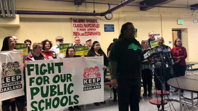 oakland-teachers-strike-vote.jpg 