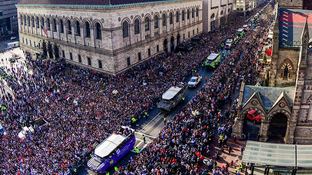 Patriots Super Bowl Parade Draws 1.5 Million Fans Into Boston - CBS Boston