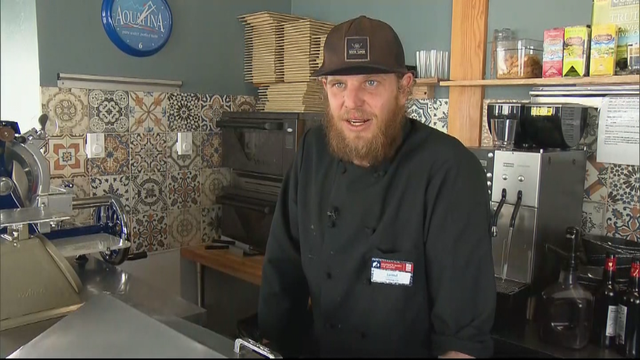 HIGHEST RESTAURANT EVER 6PKG.transfer_frame_349 