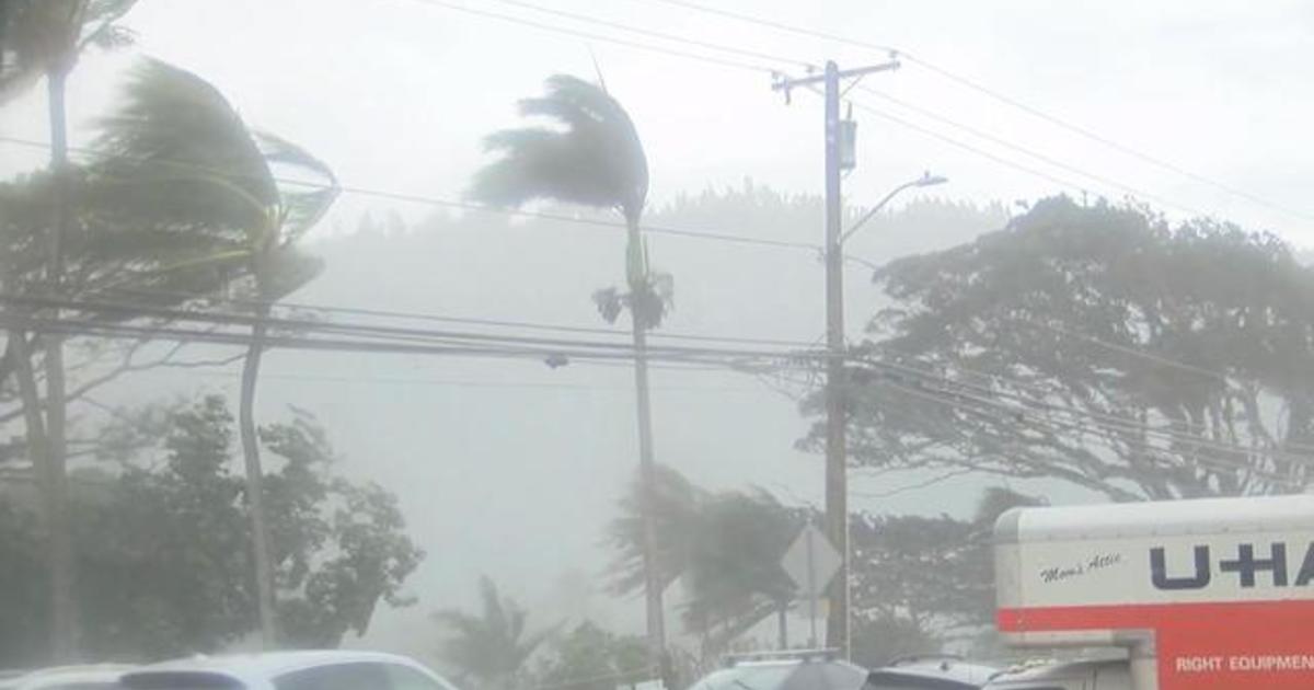 Winter storm makes dangerous waves in Hawaii CBS News