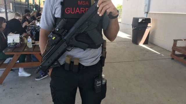 gun.jpg 