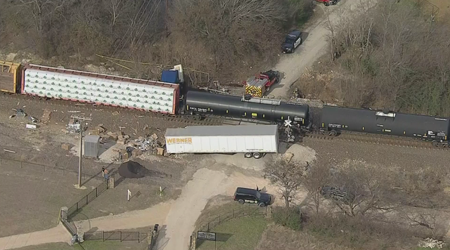 Train crashes into big rig 