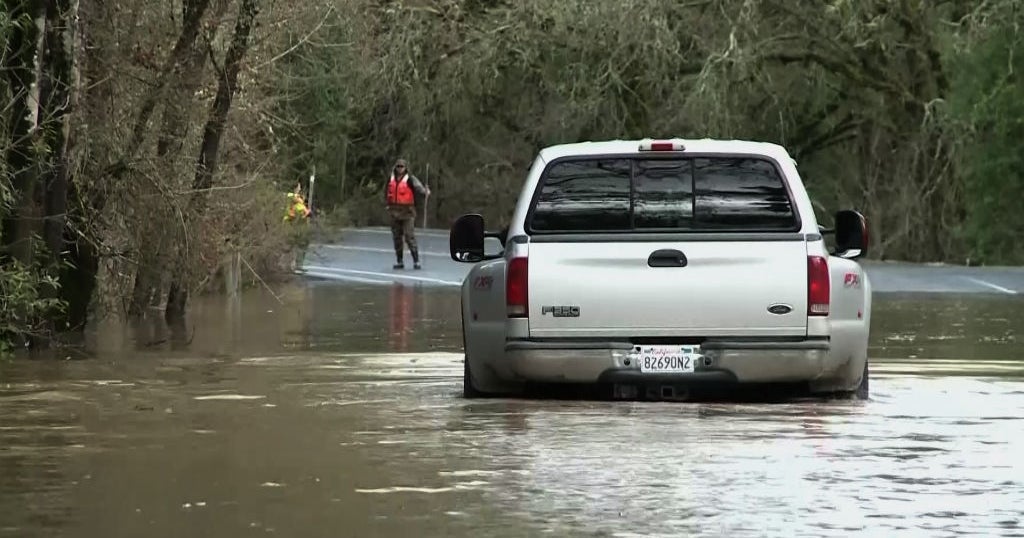 Residents Advised To Evacuate From Russian River Area - CBS San Francisco