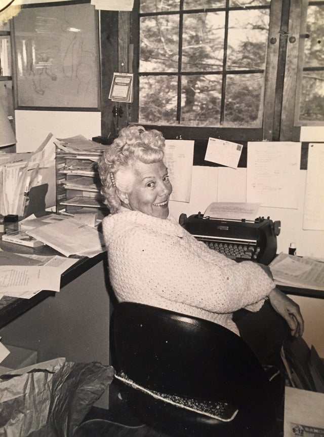 Obit Betty Ballantine 