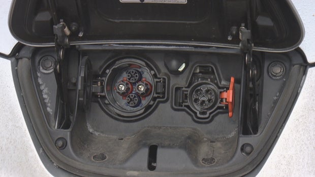 Electric Cars BB RAW 01 concatenated 130728_frame_10127 